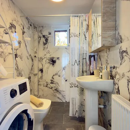 Christy's By Horizon Homes Ofrínion