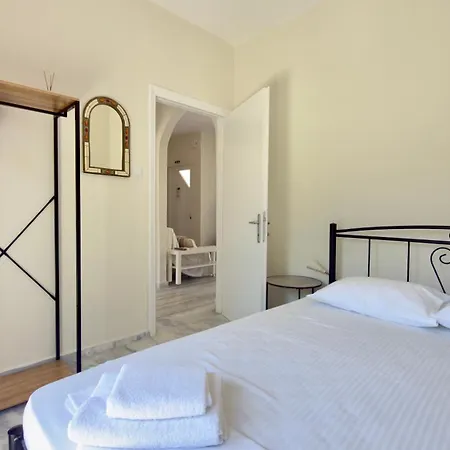 Apartamento Christy's By Horizon Homes Ofrínion